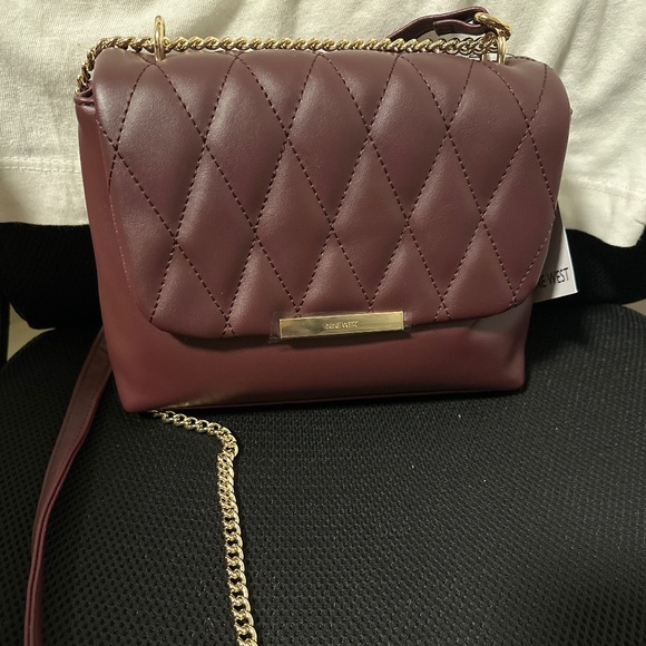 Nine West Handbags - Nine West Peetra Purse